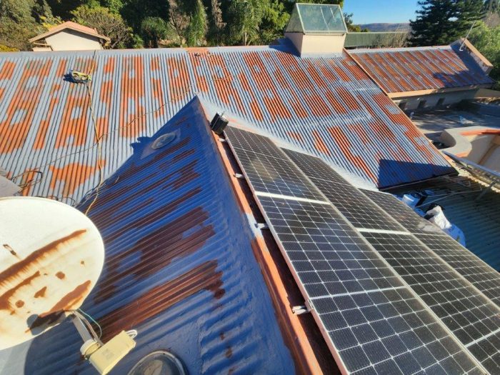 Metal Roof Painting SteelPro 3in1 - 6
