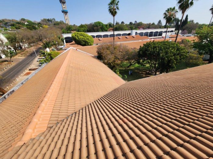 Zuid Afrikaans Hospital Roof Ridge Waterproofing 12